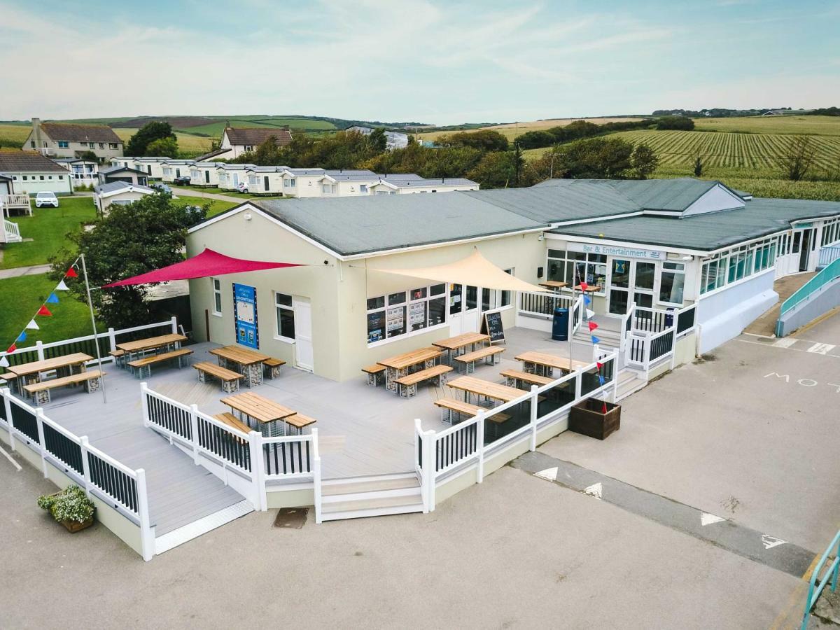 Bude Caravan Caromax - Families And Couples Only Hotel Exterior photo